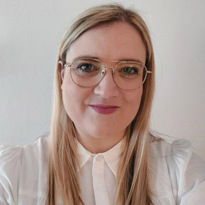 Dröfn Teitsdóttir, founder of Kashima KAMI. Designer of Greeting Cards, Posters and more.